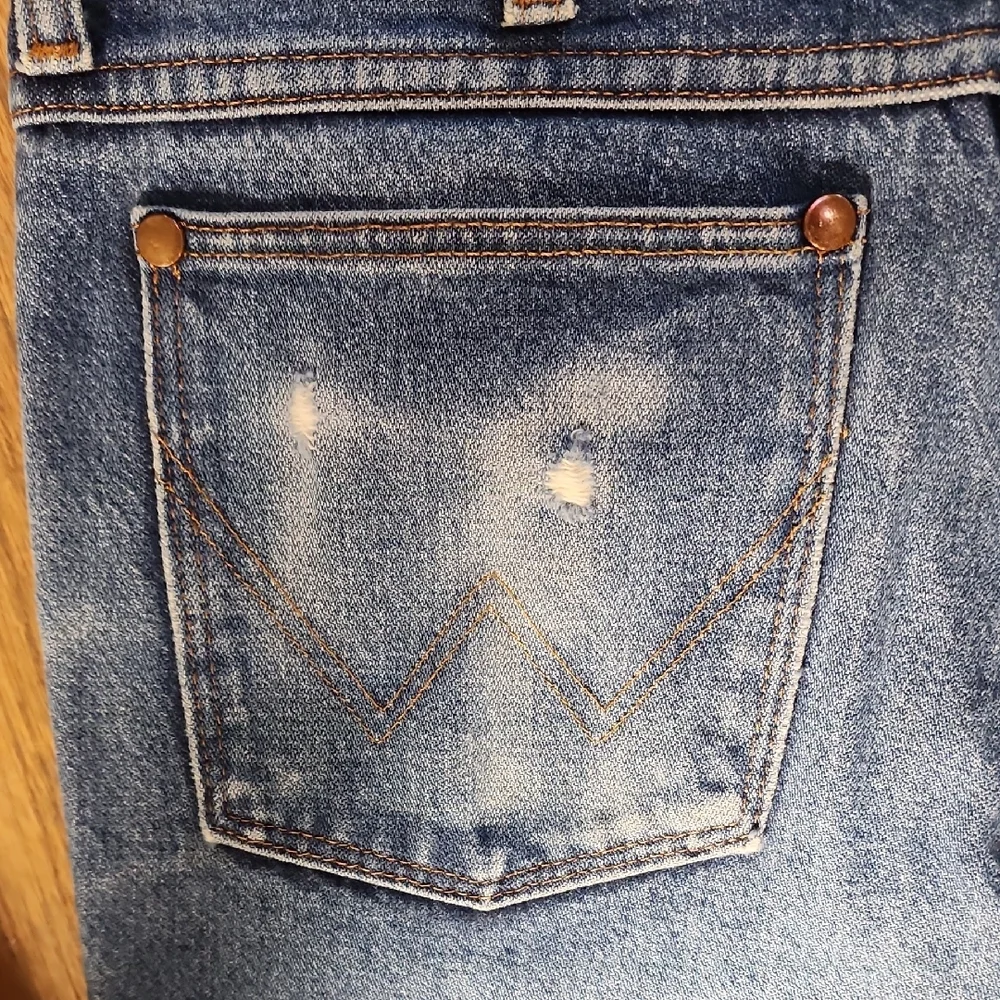 Wrangler Men's Light Blue Straight Jeans - Picture 6 of 6